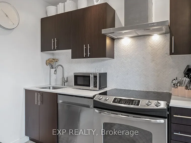 165 Legion Rd N #422 — Photo 8