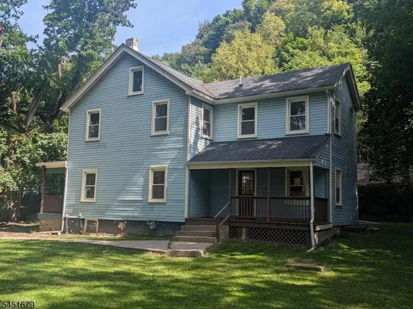 840 S Main St, Phillipsburg Town, NJ 08865