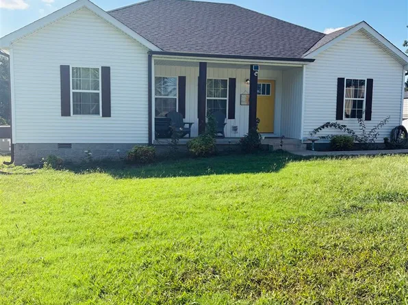 105 Hunters Cir, Russellville, KY 42276
