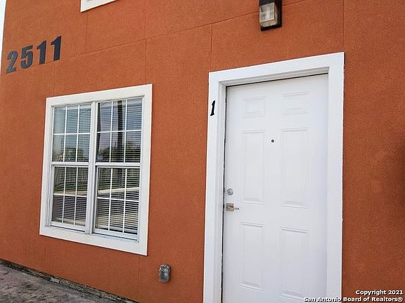 3rd image of 2511 Suzette Ave APT 1
