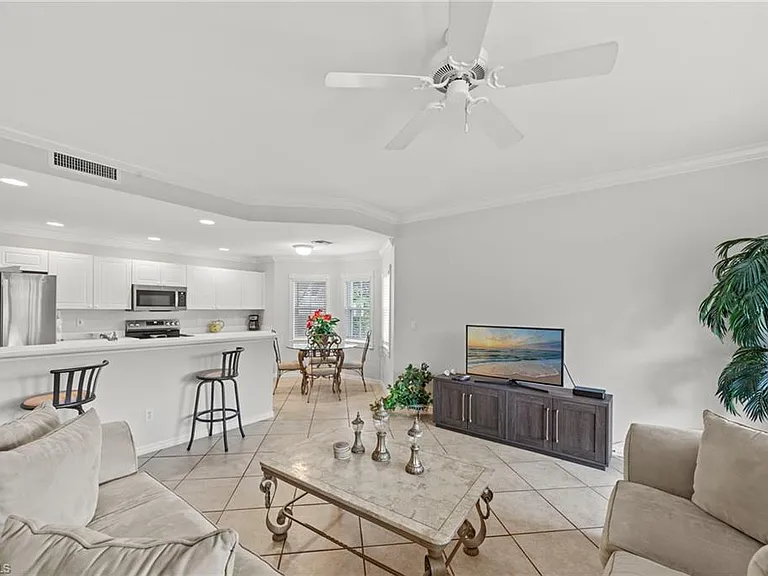 28611 Carriage Home Dr #101 — Photo 17