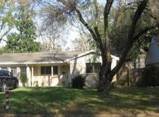 9510 Meadowglen Ln, Houston, TX 77063