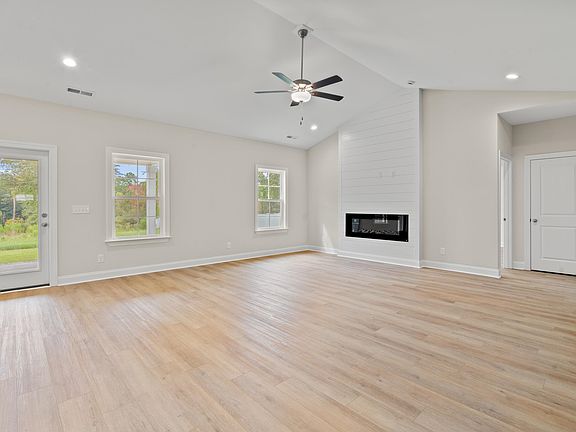 3rd image of 1421 Loop Circle #Southport w/Bonus