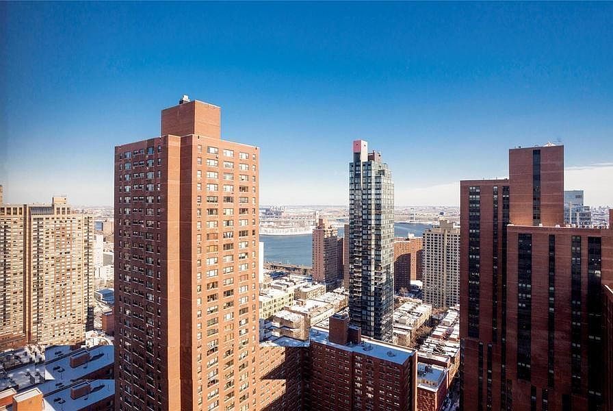 1st image of 1623 3rd Ave APT 35F