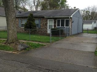 1612 Illinois St, Bloomington, IL