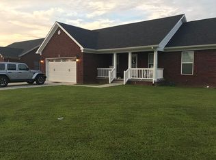 118 Meadowcrest Dr, Mount Washington, KY 40047