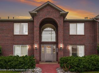 322 Pere Marquette Dr APT 7, Lansing, MI