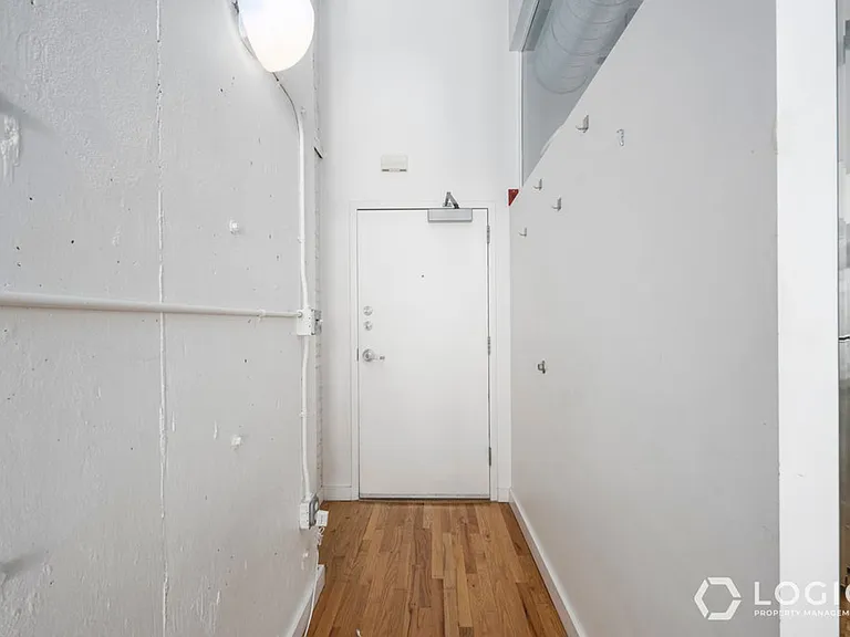 159 W Broadway #304 — Photo 19