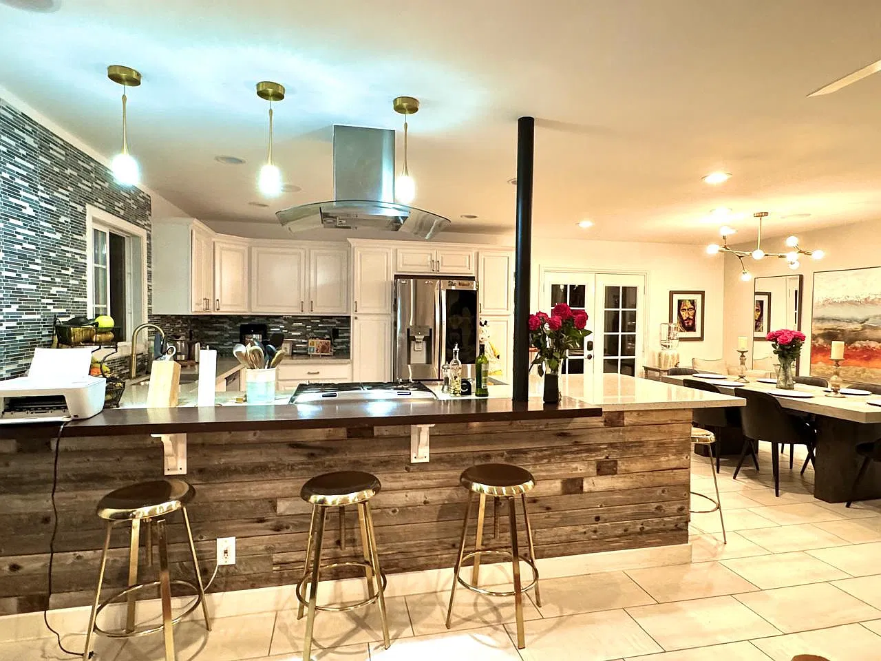 3 bed, 1600 sqft, $6,600 — Photo 3