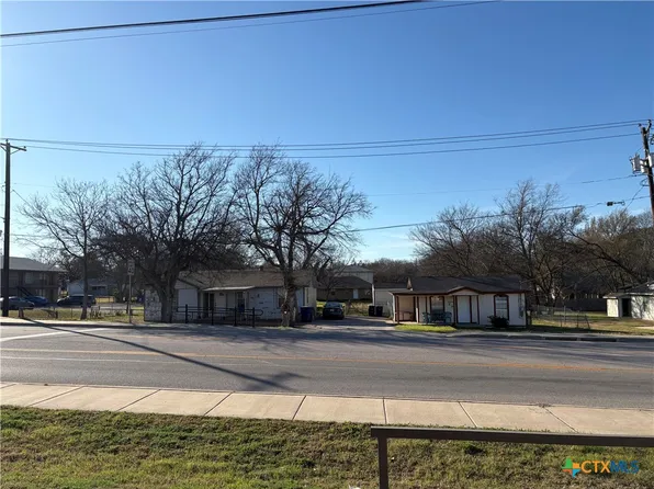 601 N 1st St, Copperas Cove, TX 76522
