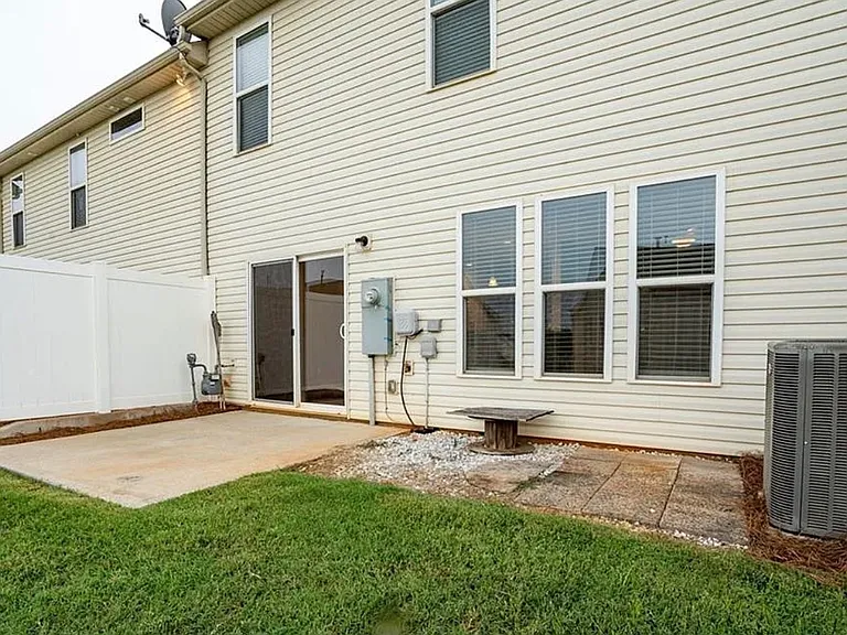 6542 Portland Rose Ln — Photo 4