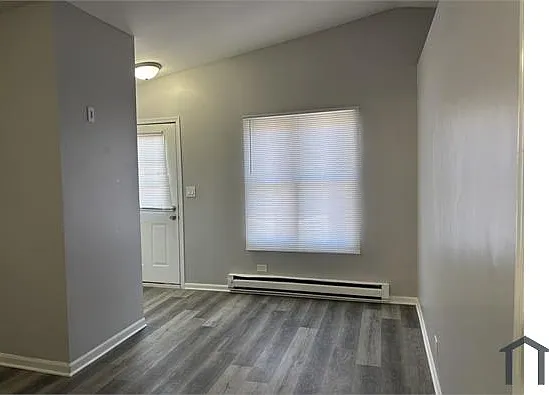 930 N Cedar Lake Rd #1E — Photo 6