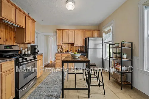 31 Harold St Photo 1