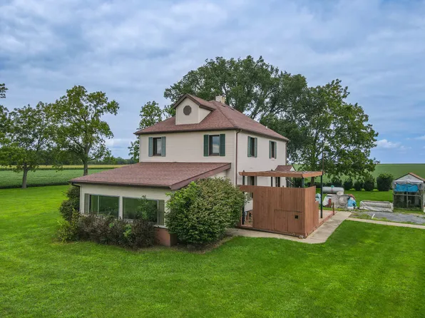 5601 E 7000n Rd, Manteno, IL 60950