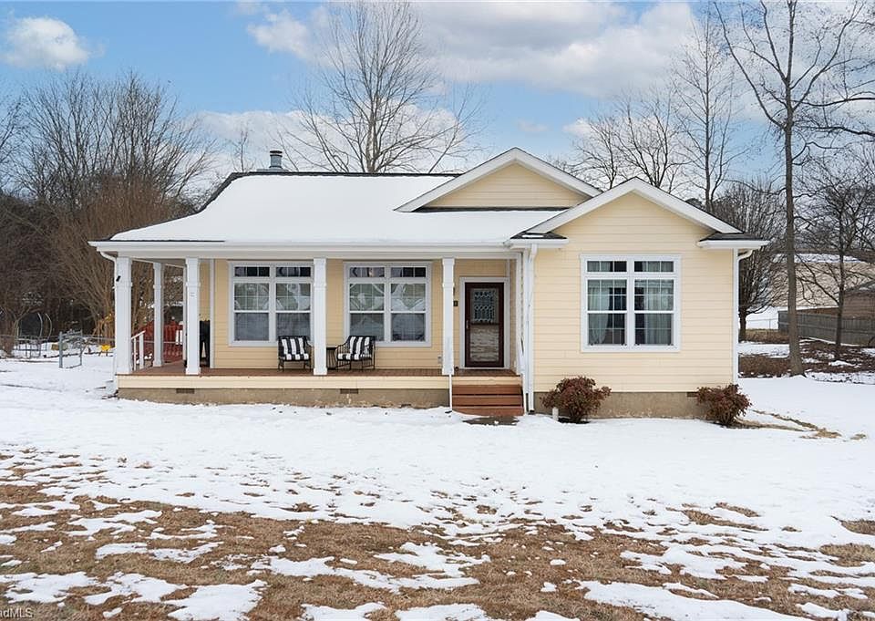 1st image of 170 Swearing Creek Dr