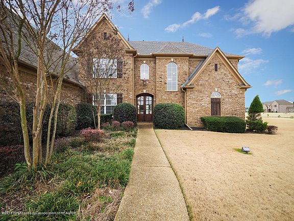3rd image of 14251 Aspen Dr