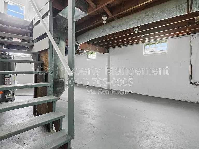 782 Whitethorne Ave — Photo 20