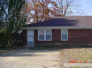 2595 Vonoa Dr, Radcliff, KY 40160