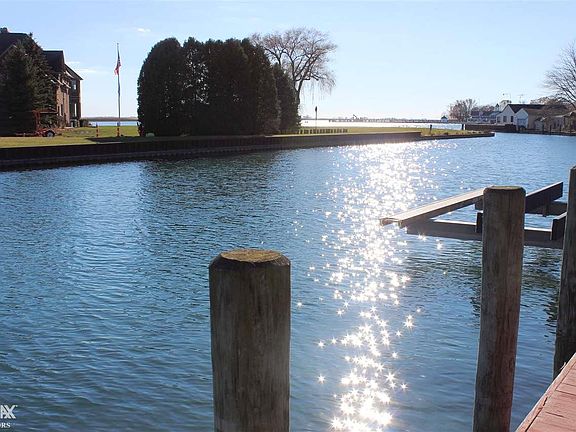 4th image of 8979 Anchor Bay Dr