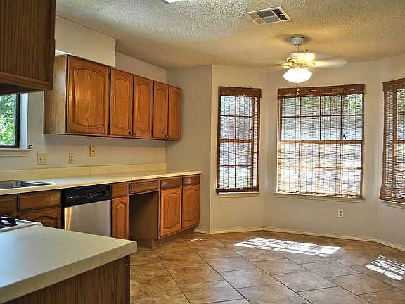 4th image of 506 Kingfisher Creek Dr