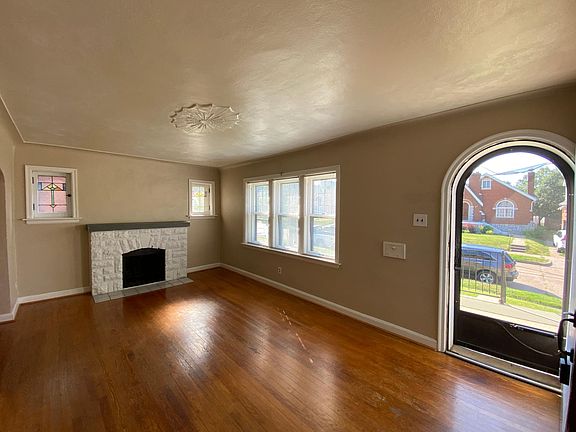 2nd image of 6933 Hillsland Ave
