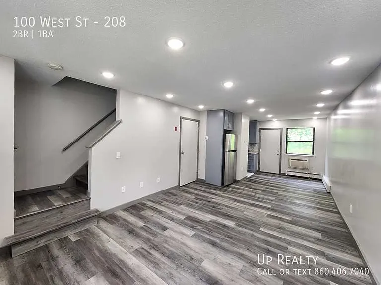 100A West St #29 — Photo 9