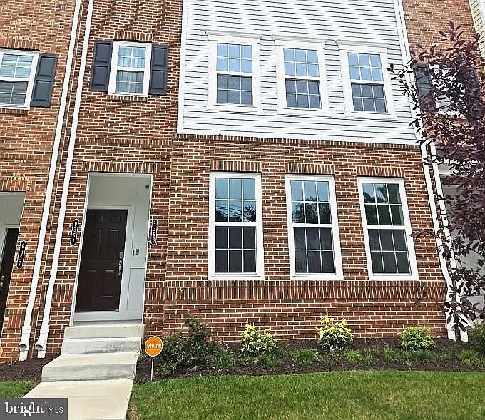 1st image of 9363 Seney Ln #519