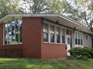 3315 Claran Rd, Baltimore, MD 21215