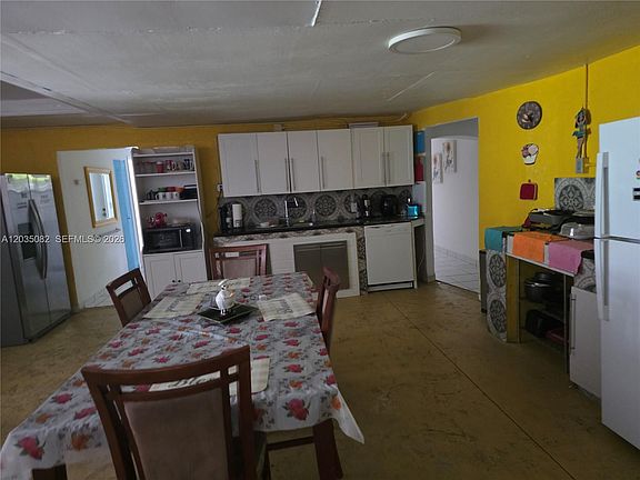 4th image of 10220 SW 164th St