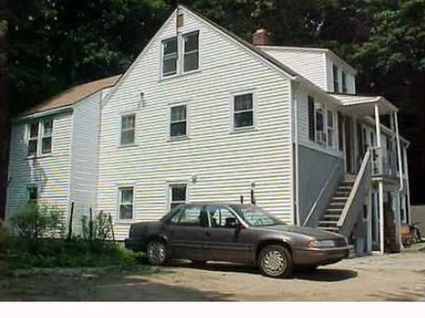 26 Palmer St, Killingly, CT 06239