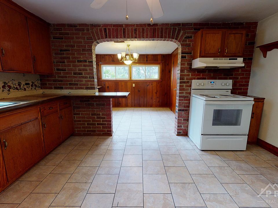 927 Saint Boniface St, Williamsport, PA 17701 Zillow