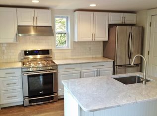 1 Norfolk Pl #2, Cambridge, MA 02139