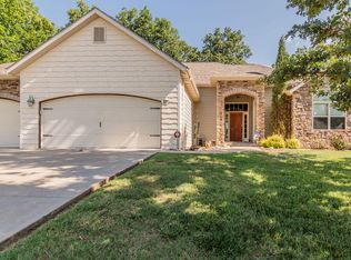 71 Fox Hollow Rd, Branson West, MO 65737