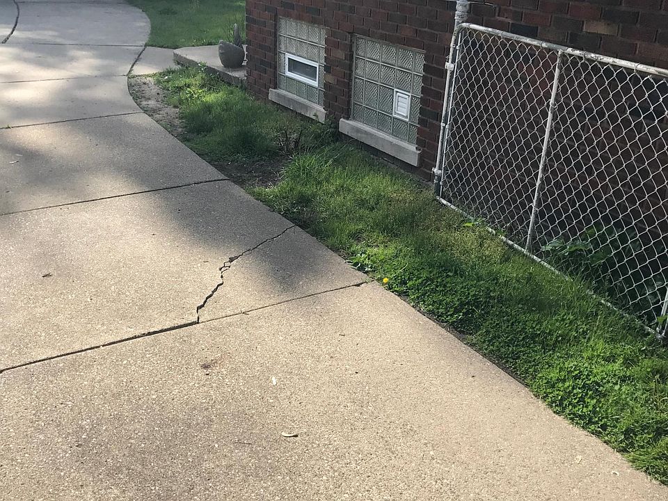 2nd image of 14217 Saint Marys St