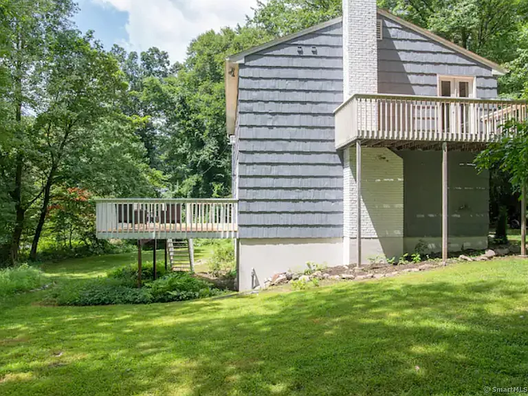 5 Hollow Spring Rd — Photo 4