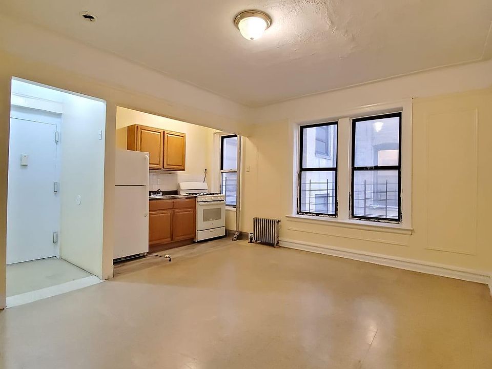 2nd image of 232 E 165th St APT 5B