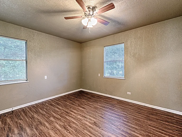 4909 Dalevale Ct — Photo 16