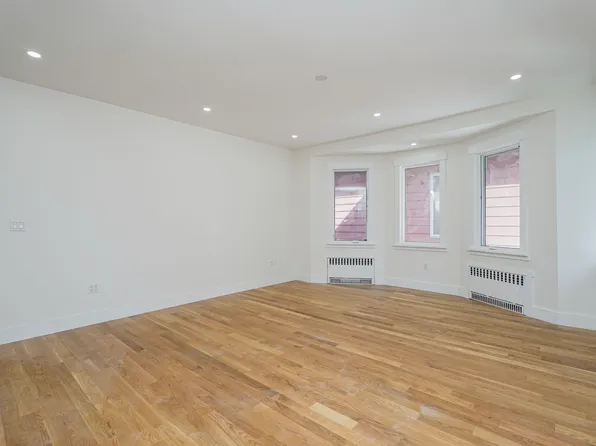 1753 East 21st Street image 31 of 49