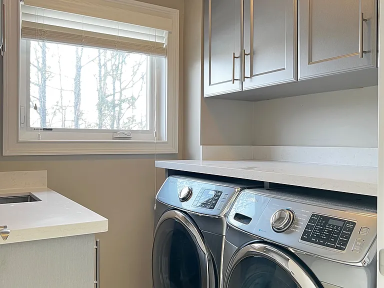 602 Lake Dr S — Photo 24