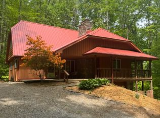 606 Chambers Cove Rd, Canton, NC 28716