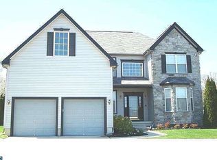 165 Sequoia Dr, Berlin, NJ 08009