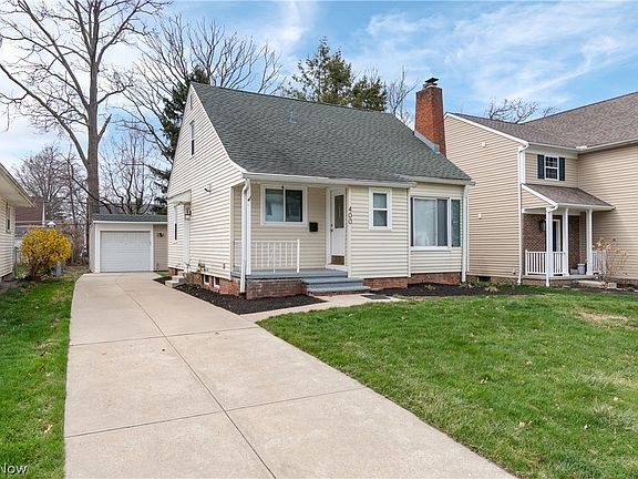 2nd image of 400 Elmwood Rd