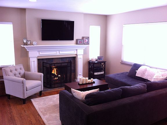 2nd image of 1605 E Henry Clay Ave