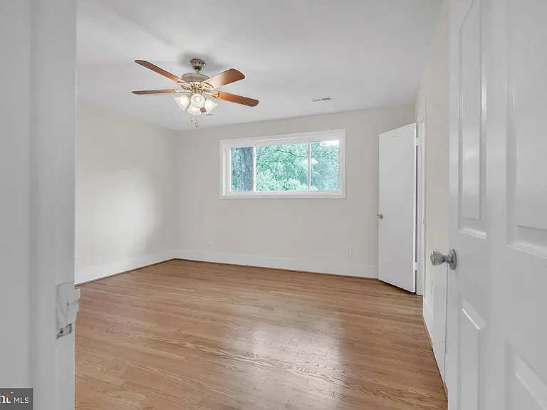 10911 Chandler Rd — Photo 28