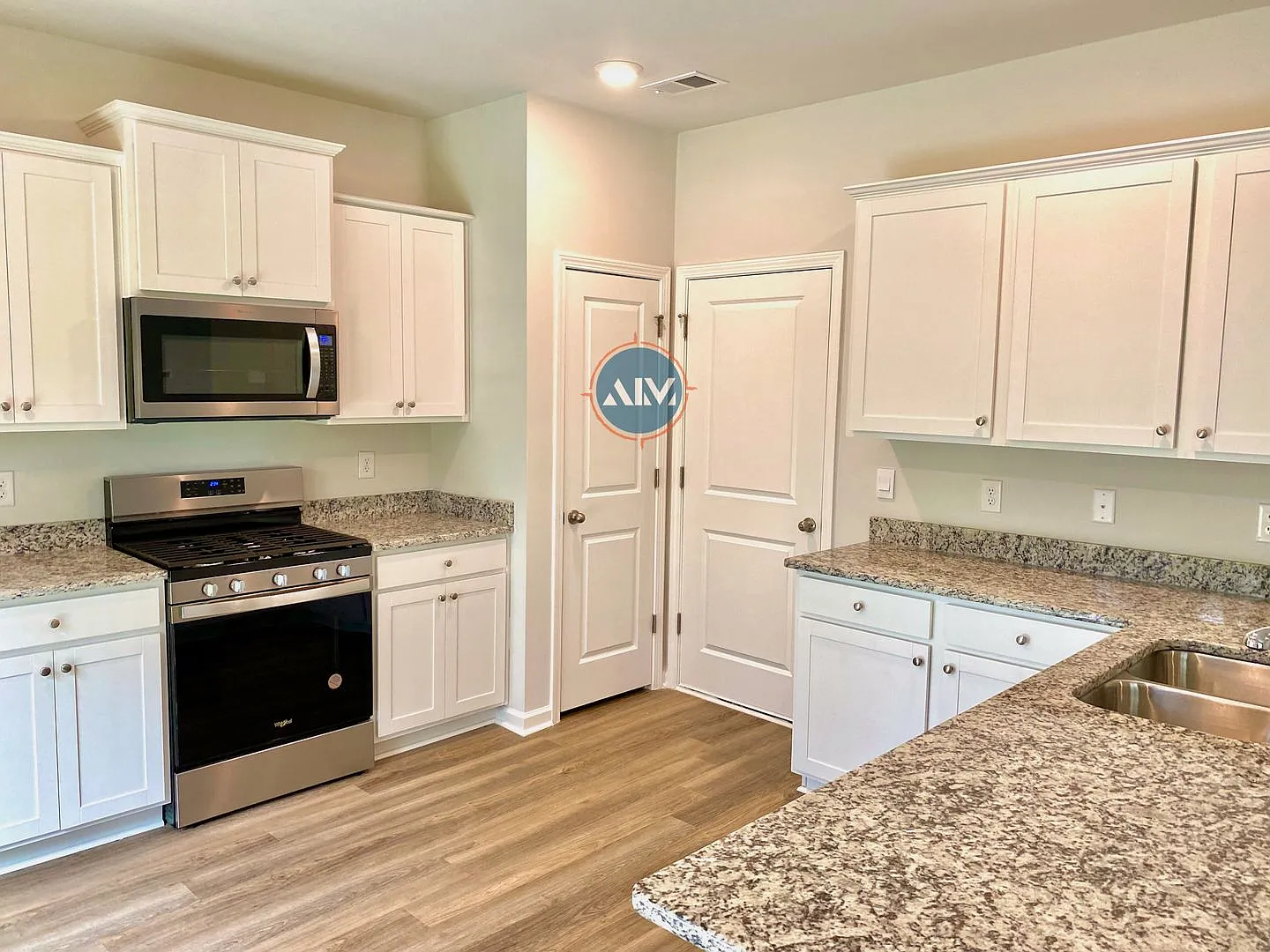 Available Now: 3BR Home at The Retreat at East Argent, $2,300/mo — Photo 3