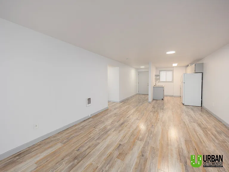 2121 E Upriver Dr #32 — Photo 10