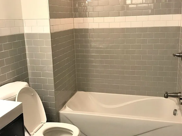 703 N Harrison Street 410 Hancock St — Photo 11