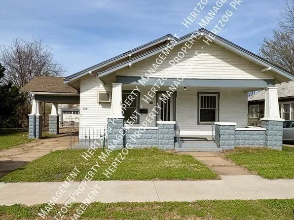 307 N Main St, Tonkawa, OK 74653