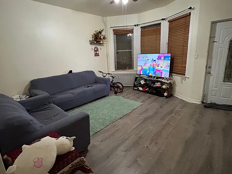 140 Sterling Ave #1 — Photo 10