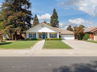 9000 Bridlewood Ln, Bakersfield, CA 93311